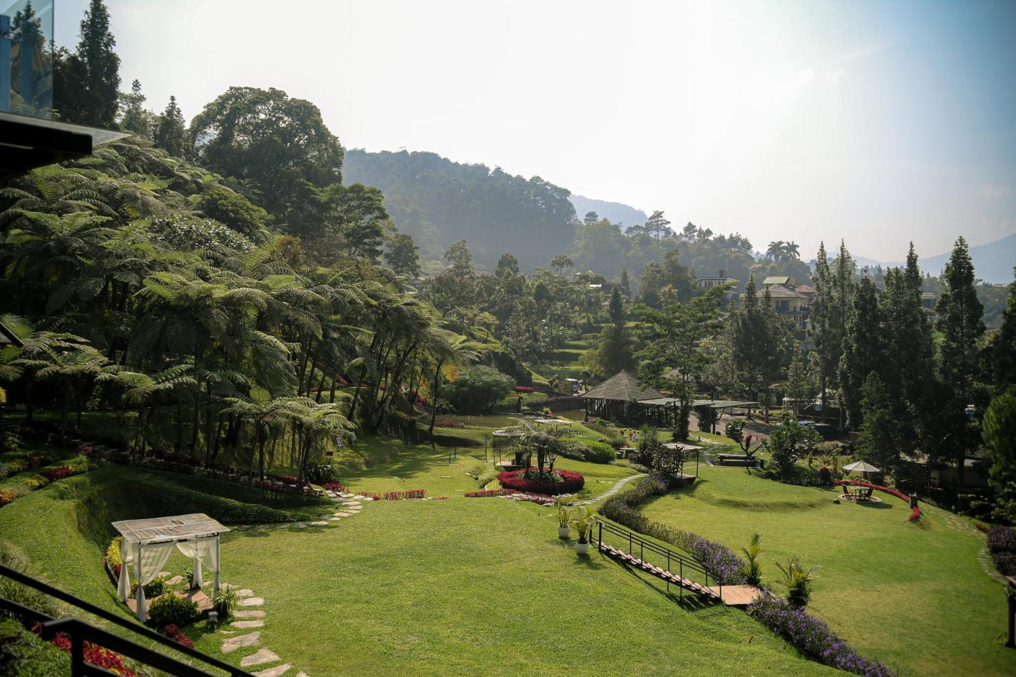 Damar Langit Resort Cisarua Buitenkant foto