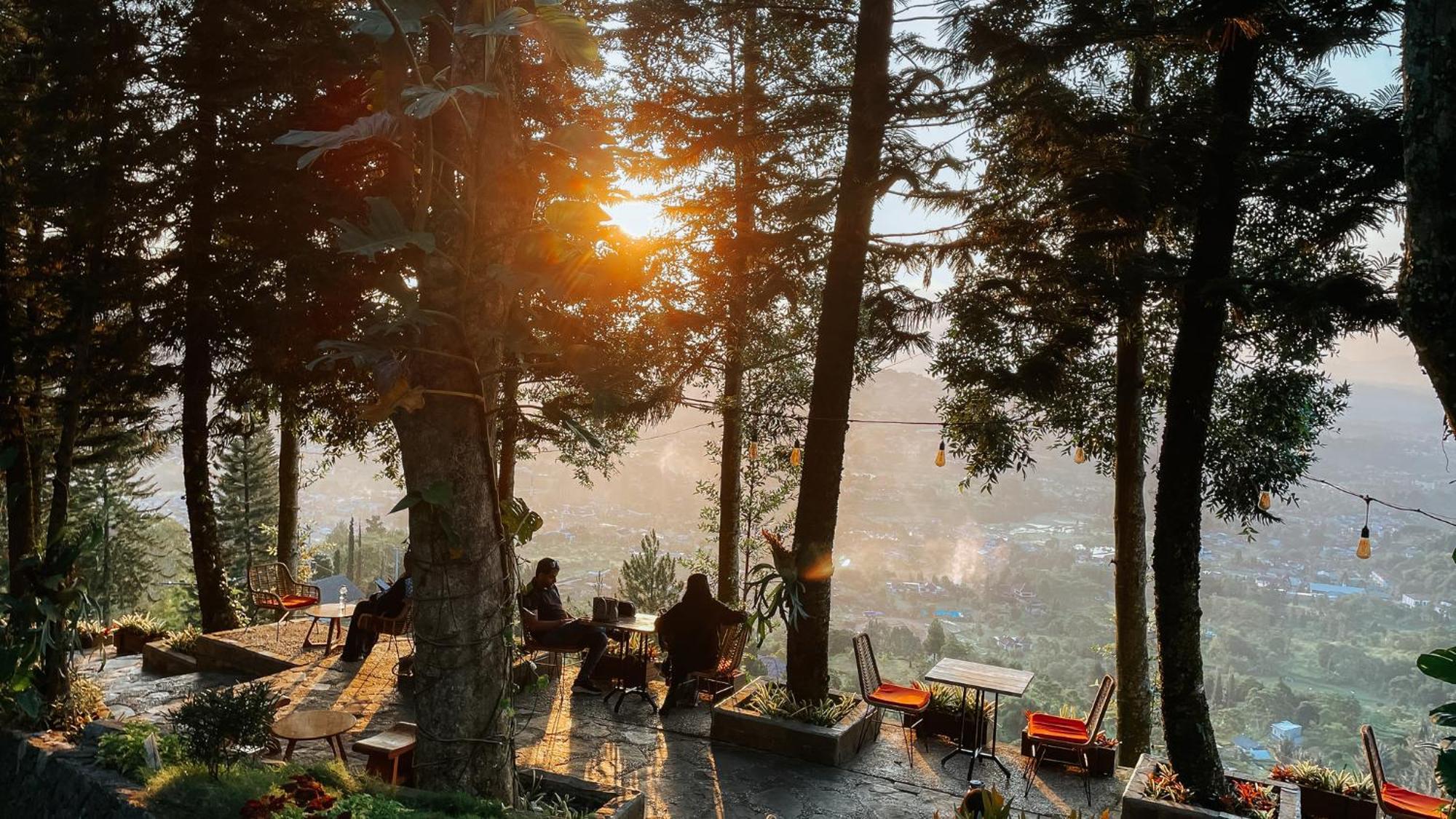 Damar Langit Resort Cisarua Buitenkant foto