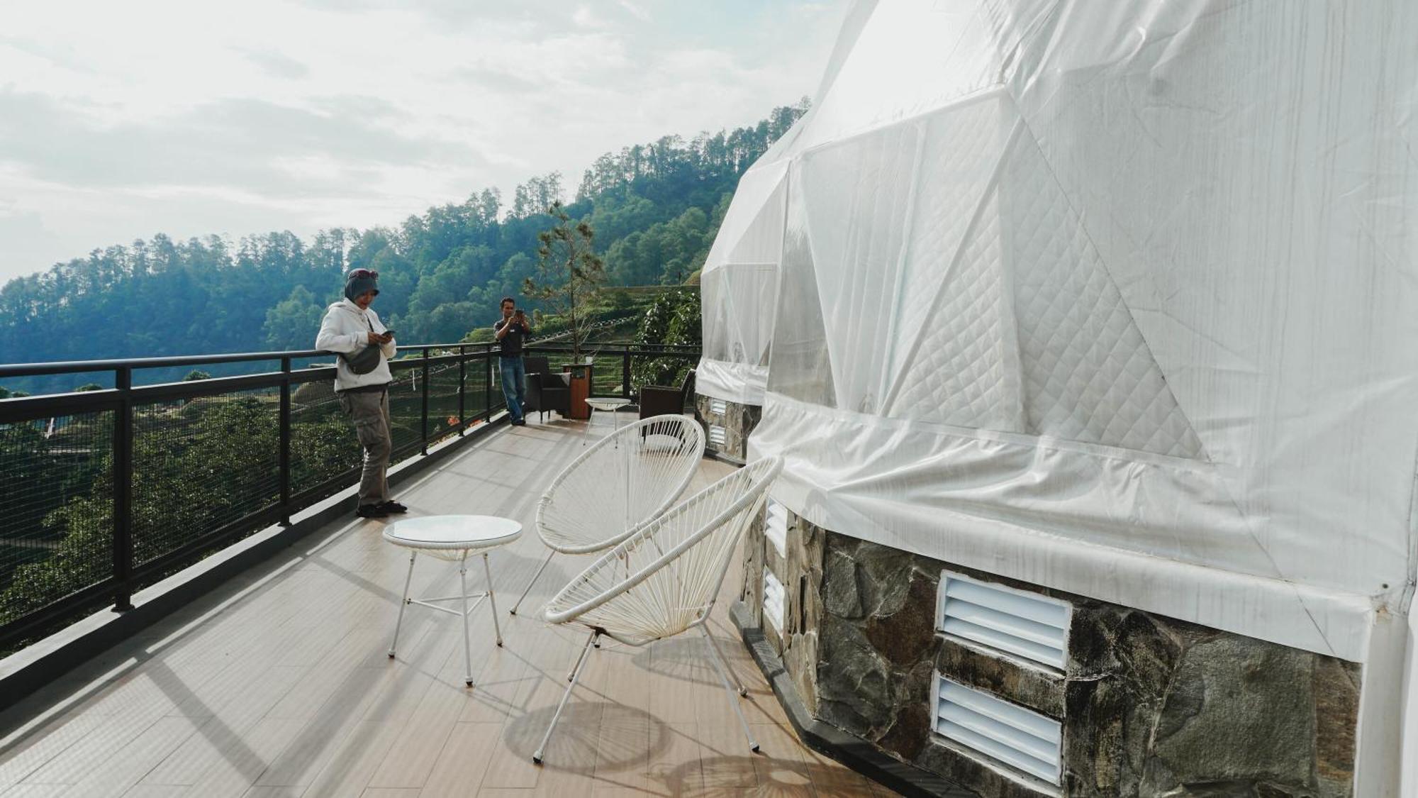 Damar Langit Resort Cisarua Buitenkant foto