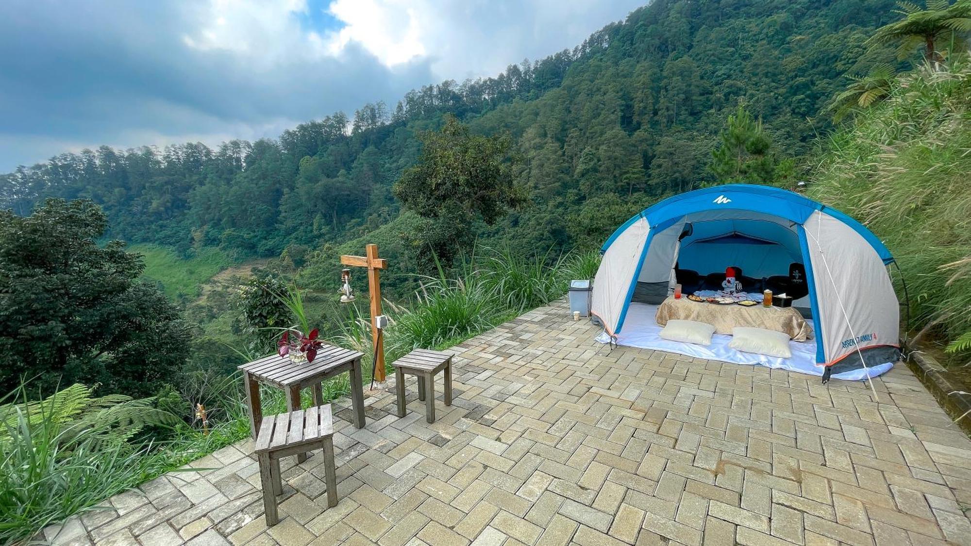 Damar Langit Resort Cisarua Buitenkant foto